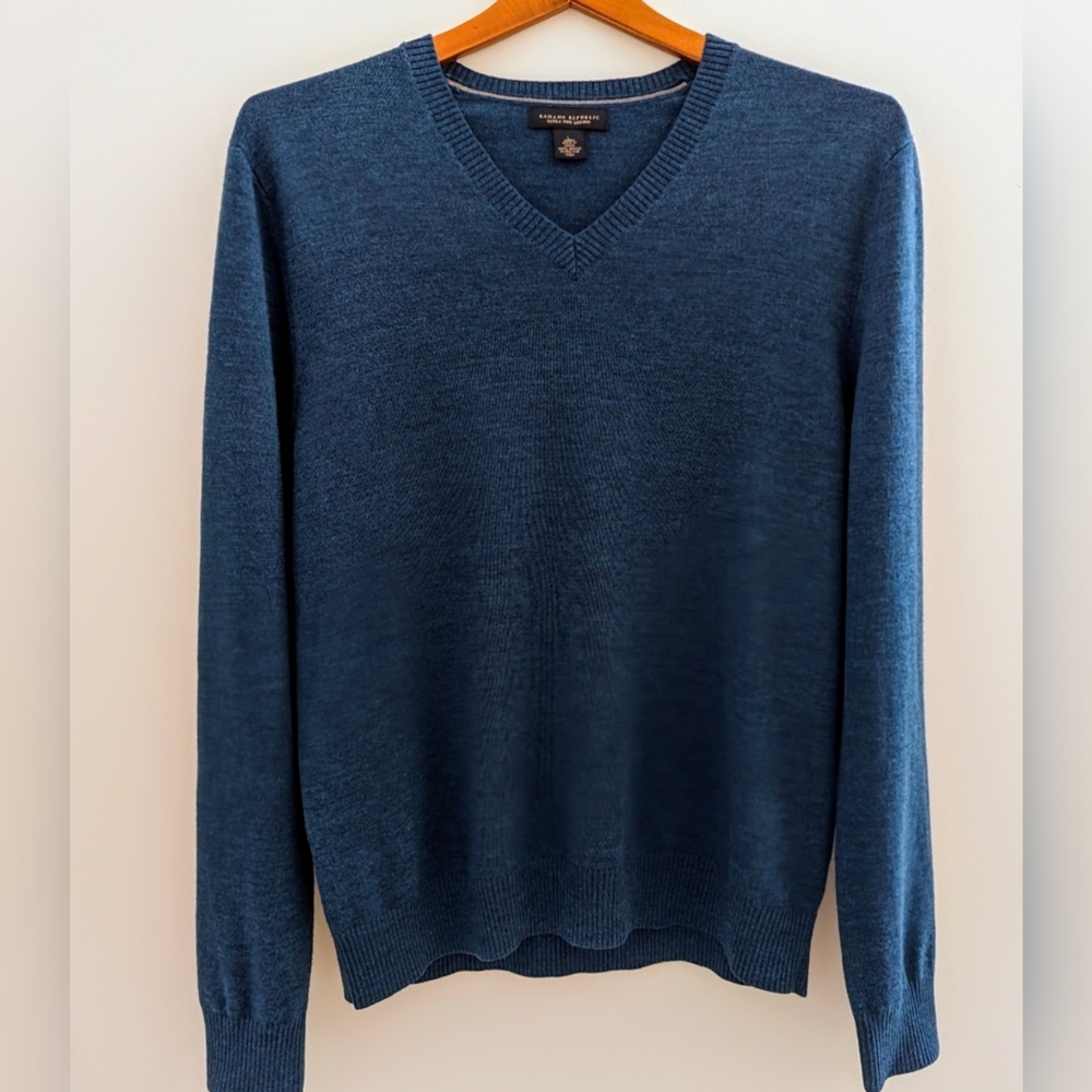NEW Extra Fine Merino V-Neck Sweater BANANA REPUBLIC MEN'S L Wool Blue